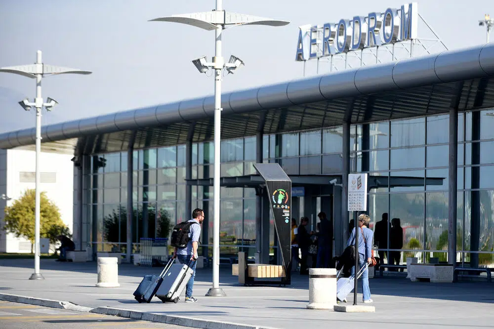 Počeo autobuski prevoz od i ka Aerodromu Podgorica