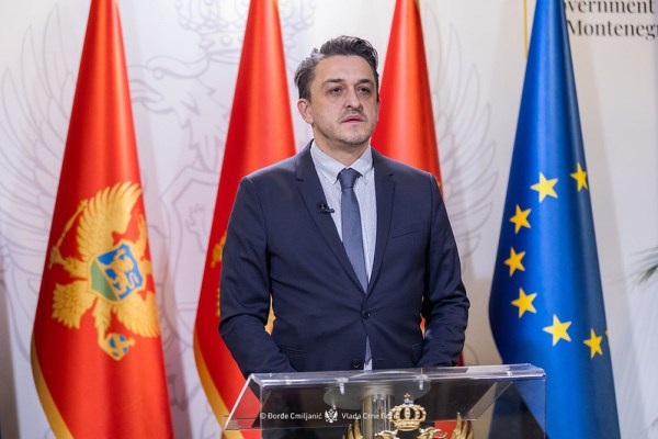 Vuković: Hitno usvojiti budžet i odluku o zaduživanju, na naplatu stiže 500 miliona eura