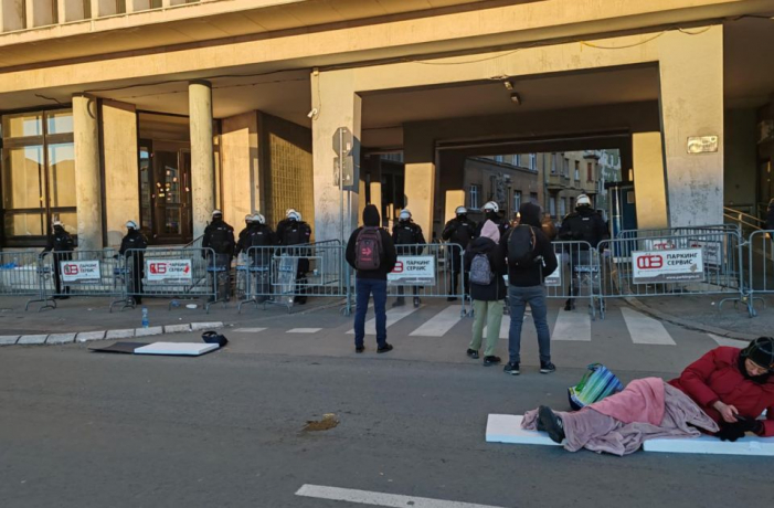 Novi Sad: Studenti i građani pokušali da blokiraju ulaz u skupštinu uoči sjednice