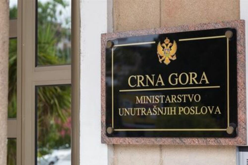 MUP ponovo suspendovao Veljovićevu suprugu iz policije