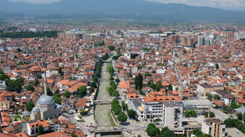 Prizren: Otac ubio ćerku (15), drugu teško ranio