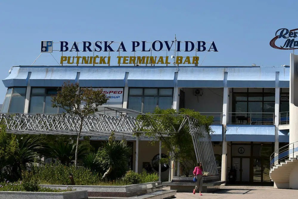 Sad SPO ispituje čija je ponuda bila bolja: Sumnjiv tender za staru zgradu Barske plovidbe