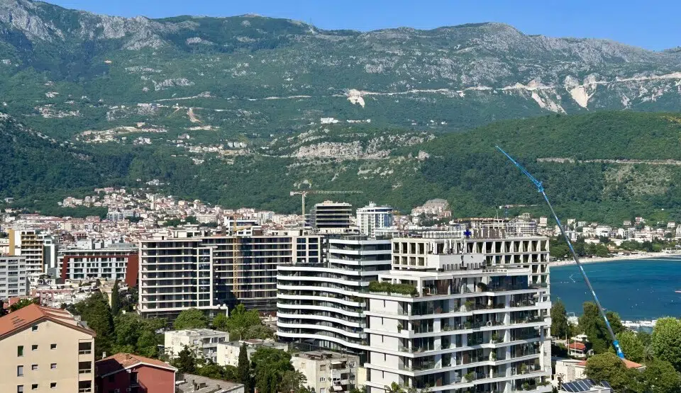 Kazna od 340 eura ne zaustavlja ilegalnu gradnju u Budvi, Komunalna inspekcija nemoćna