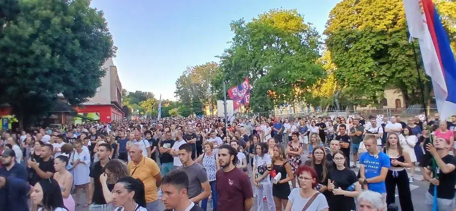 Tokom blokade auto-puta u Srbiji privedeno 15 osoba