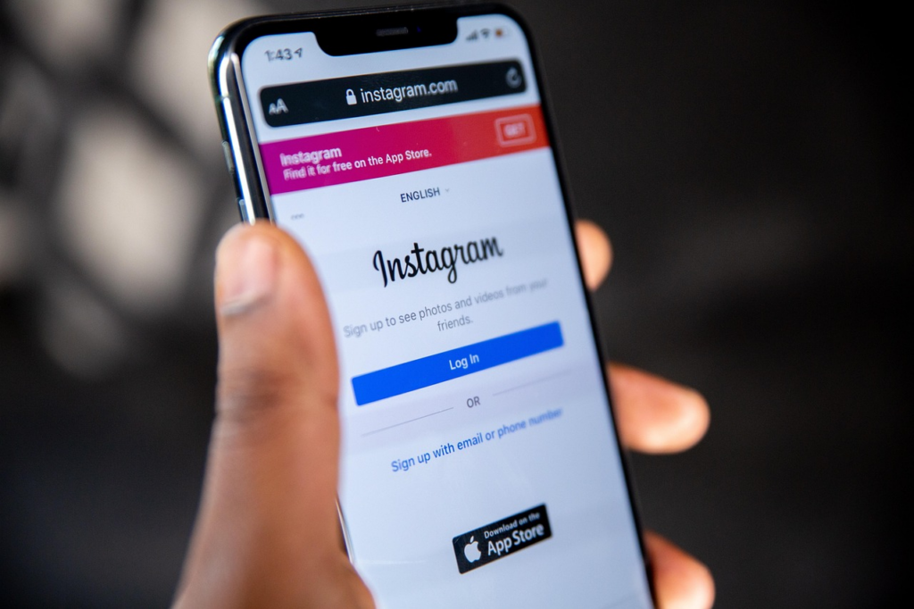 Podgoričanin osumnjičen da je putem Instagrama seksualno uznemiravao maloljetnicu