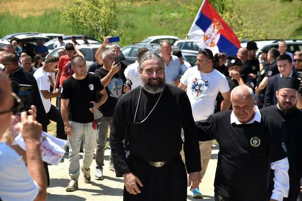 Postupci Metodija nisu u potpunosti autonomni, već je on samo katalizator interesa nekog izvan