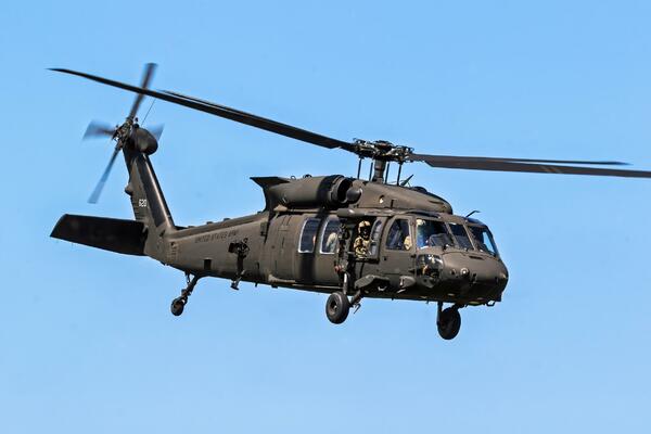 Ambasada Češke: Ponosni smo što će češki helikopter stići u Crnu Goru kako bi se pridružio gašenju velikih požara