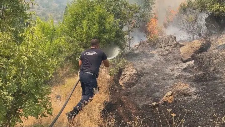 Još kritično u Kučima i Piperima, sve ekipe na terenu
