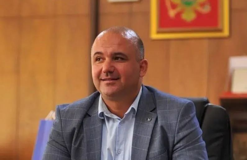 Pljevaljski PES: Vraneš da slijedi dinamiku ka Briselu, kako ne bi dobio crveni karton od proevropskog rukovodstva