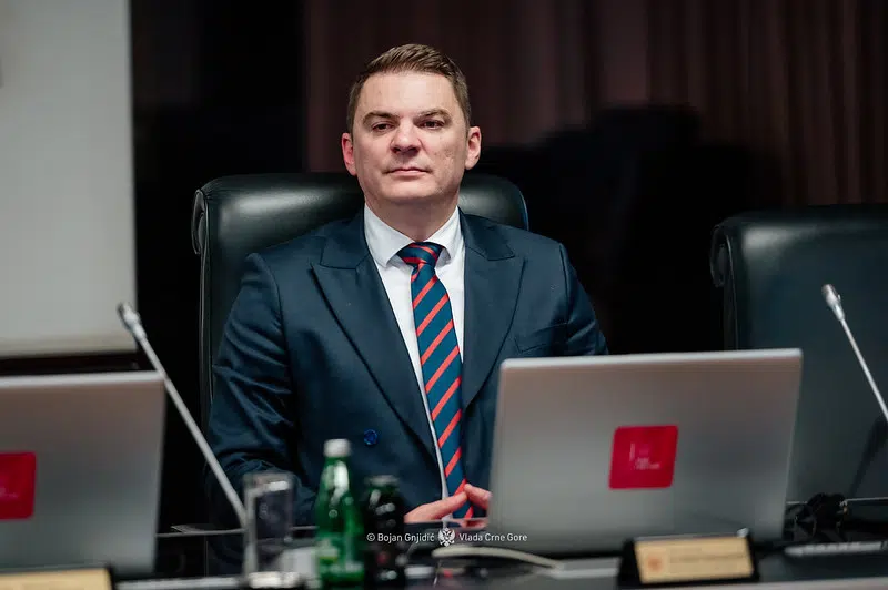 Šahmanović se zahvalio kompaniji Jugopetrol: Među prvima pokazali društvenu odgovornost, najveći su pojedinačni donator