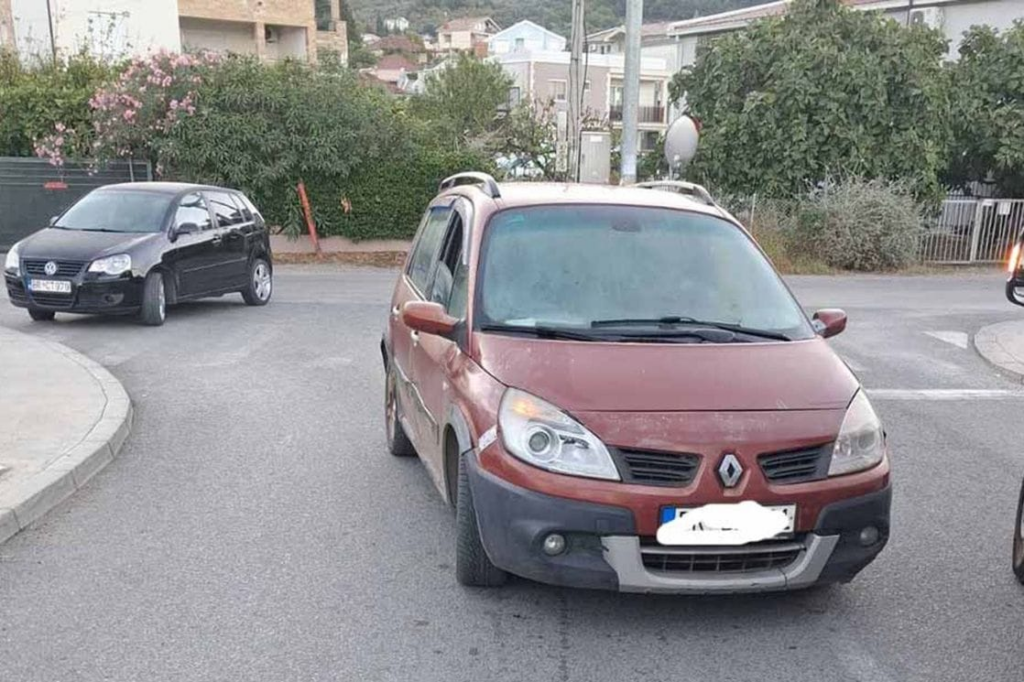 Bar: Auto udario ženu, transportovana u bolnicu