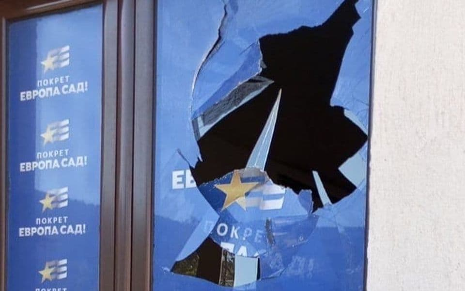 PES Pljevlja: Vandalski napad na naše prostorije predstavlja pokušaj da se zaustavi energija promjena koja je u našem gradu sve vidljivija