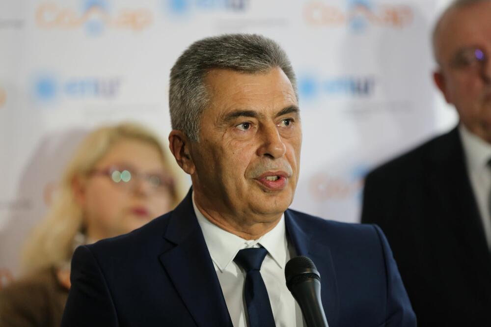 Milutin Đukanović: EPCG – Naslijeđeni problemi (I dio)
