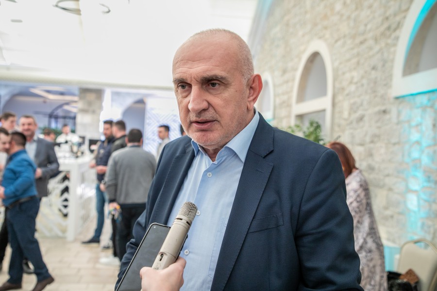 zoran-vukčević-pr-centar